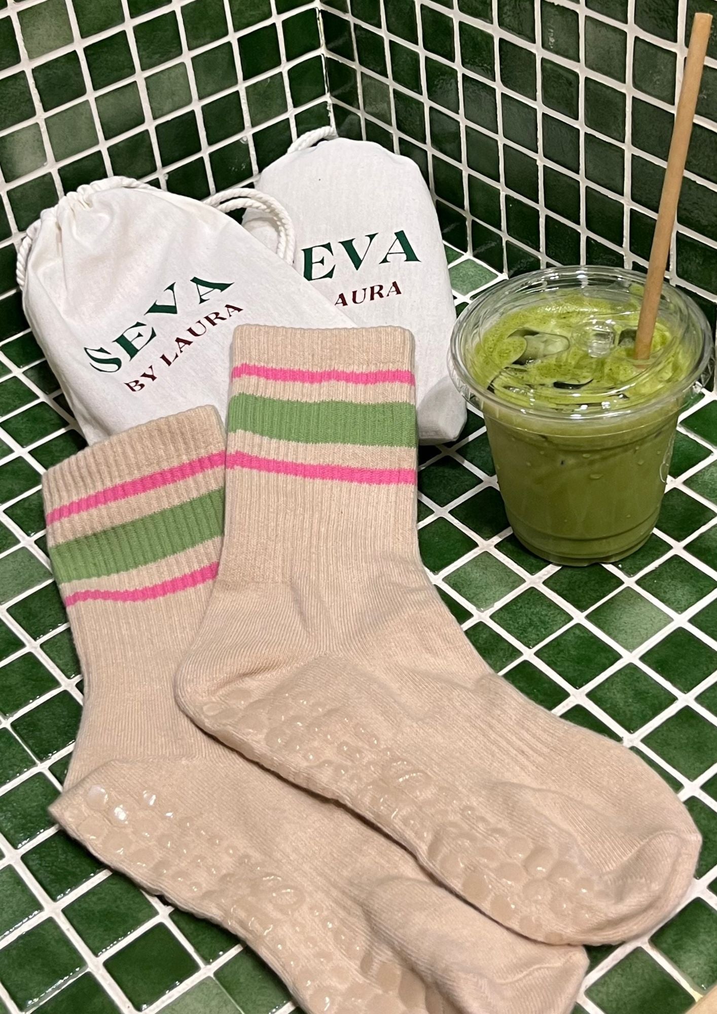 Retro Sport - Strawberry Matcha